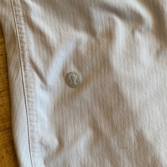 Lululemon Dance Studio Mid-Rise Jogger
Full Length - Picture 15 of 15